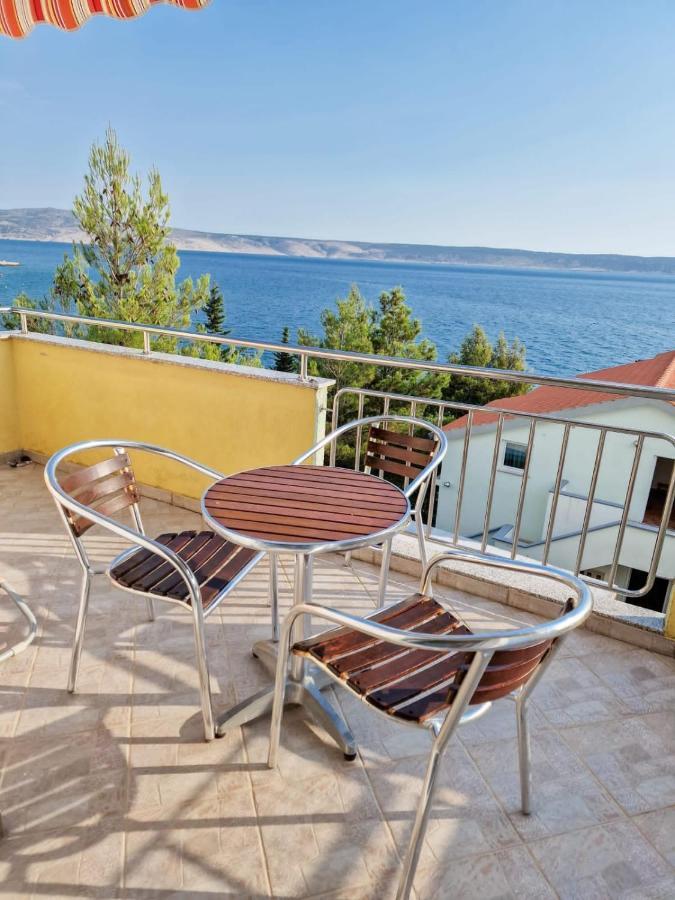 Apartment Paradise *