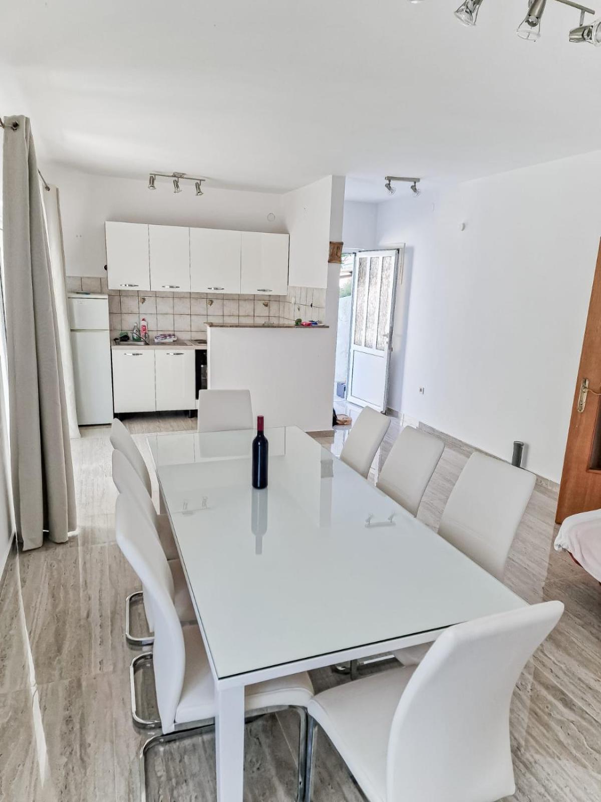 Apartment Paradise Starigrad Paklenica